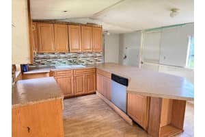 7312 WESTVIEW COURT, WEEKI WACHEE, FL 34613 Sold 07/11/25