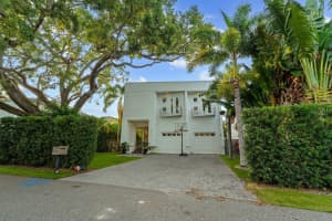 2711 TRILBY AVENUE, TAMPA, FL 33611 - MLS#MFRTB8398916