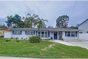 1445 Coburn Dr, TARPON SPRINGS