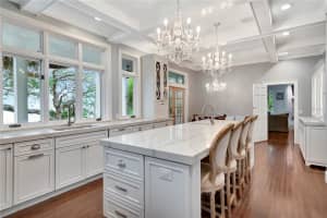 6220 Bayshore Blvd Tampa, FL 33611 - Off Market