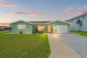7401 Islander Ln, HUDSON