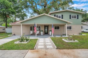 205 W Wheeler Rd, SEFFNER
