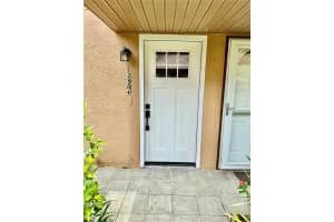 1884 Clearbrooke Dr, CLEARWATER