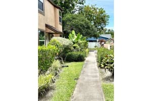1884 CLEARBROOKE DRIVE, CLEARWATER, FL 33760 - MLS#MFRTB8399267