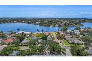 2800 Coffee Pot Blvd Ne, ST PETERSBURG