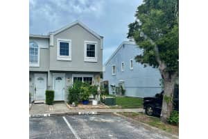 6781 121st Ave #h, LARGO