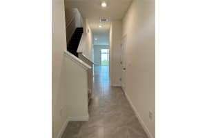 MLS# MFRTB8399351, Tampa, Florida 33637