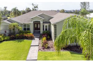 916 BUNKER VIEW DRIVE, APOLLO BEACH, FL 33572 Sold 09/19/25