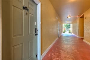 4207 DALE MABRY HIGHWAY, TAMPA, FL 33611 Sold 08/28/25