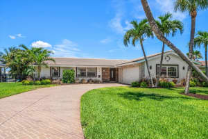4754 OVERLOOK DRIVE, ST PETERSBURG, FL 33703 - MLS#MFRTB8399447