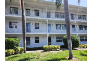 802 Brandy Wine Dr #802, LARGO