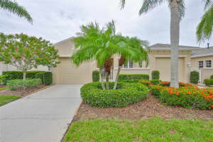 2292 SIFIELD GREENS WAY, SUN CITY CENTER, FL 33573 Sold 09/03/25
