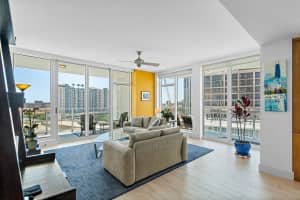 175 1ST STREET, ST PETERSBURG, FL 33701 - MLS#MFRTB8399600