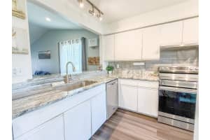 2701 60TH AVENUE PLAZA, BRADENTON, FL 34207 - MLS#MFRTB8399670