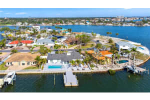 1493 SEA GULL DRIVE, ST PETERSBURG, FL 33707 - MLS#MFRTB8399884