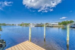 805 LEISEY CIRCLE, RUSKIN, FL 33570 - MLS#MFRTB8399909