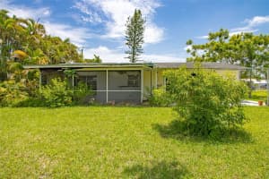 2137 SAINT CROIX AVENUE, FORT MYERS, FL 33905 - MLS#MFRTB8399944