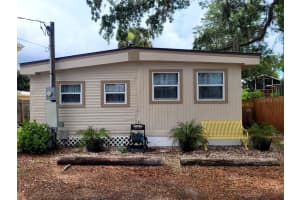 5527 Darlene St, WEEKI WACHEE