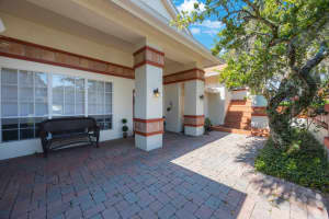 512 CRYSTAL GROVE BOULEVARD, LUTZ, FL 33548 - MLS#MFRTB8400052