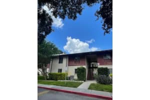 8636 TAHOE COURT, TAMPA, FL 33614 Sold 08/15/25