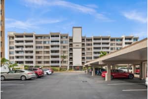 450 TREASURE ISLAND CSWY #411, TREASURE ISLAND, FL 33706 - MLS#MFRTB8400088