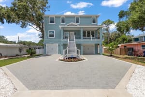 132 Pennsylvania Ave, PALM HARBOR