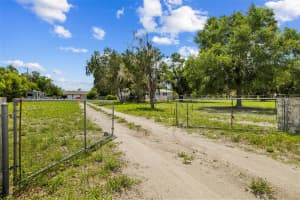 2221 LAKE DRIVE, WIMAUMA, FL 33598 - MLS#MFRTB8400121