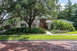 211 60th Ave S, ST PETERSBURG