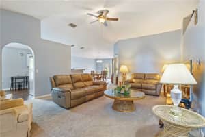 7804 COUNTRY CHASE AVENUE, LAKELAND, FL 33810 - MLS#MFRTB8400145