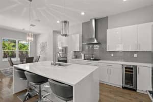 6717 DAUPHIN AVENUE, TAMPA, FL 33611 - MLS#MFRTB8400159
