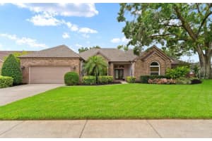 2405 Natures Ct, VALRICO