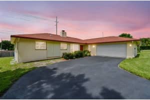 855 Pinewood Ter W, PALM HARBOR