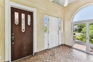 4435 1ST AVENUE, ST PETERSBURG, FL 33711 Sold 08/15/25