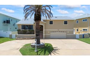 17025 DOLPHIN DRIVE, NORTH REDINGTON BEACH, FL 33708 Sold 09/26/25