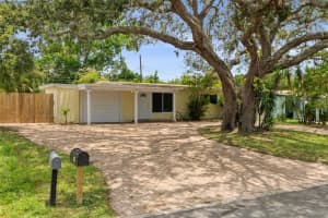914 SANDPIPER WAY S, ST PETERSBURG, FL 33707 - MLS#MFRTB8400252