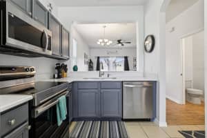 1052 CALABRIA AVENUE, DAVENPORT, FL 33897 - MLS#MFRTB8400282