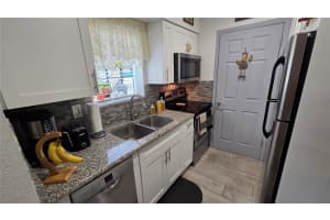 8630 MALLARD RESERVE DRIVE, TAMPA, FL 33614 - MLS#MFRTB8400357