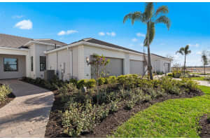 18730 INDIAN ROCK PLACE, LAKEWOOD RANCH, FL 34211 - MLS#MFRTB8400443