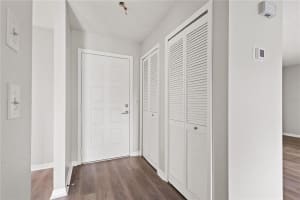 1306 IDLEWOOD DRIVE, SUN CITY CENTER, FL 33573 - MLS#MFRTB8400558