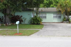 2058 Dodge St, CLEARWATER