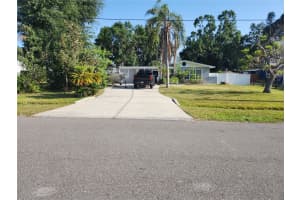 310 4TH AVE. SOUTHWEST, RUSKIN, FL 33570 - MLS#MFRTB8400616