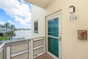2960 59th St S #215, GULFPORT