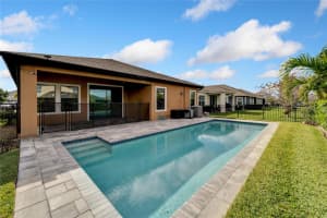7408 SUNGOLD MEADOW COURT, APOLLO BEACH, FL 33572 - MLS#MFRTB8400632
