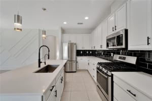 7408 SUNGOLD MEADOW COURT, APOLLO BEACH, FL 33572 - MLS#MFRTB8400632