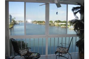 105 ISLAND WAY, CLEARWATER BEACH, FL 33767 - MLS#MFRTB8400694