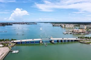 4775 COVE CIRCLE, ST PETERSBURG, FL 33708 - MLS#MFRTB8400721