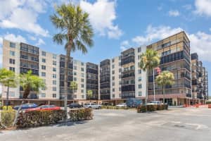 2901 26th St W #815, BRADENTON