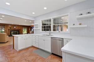 23327 CHRISTIAN CIRCLE, BROOKSVILLE, FL 34601 Sold 11/18/25