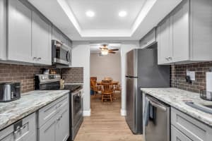 1485 LAKEVIEW ROAD, CLEARWATER, FL 33756 - MLS#MFRTB8400856