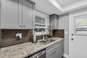 1485 LAKEVIEW ROAD, CLEARWATER, FL 33756 - MLS#MFRTB8400856